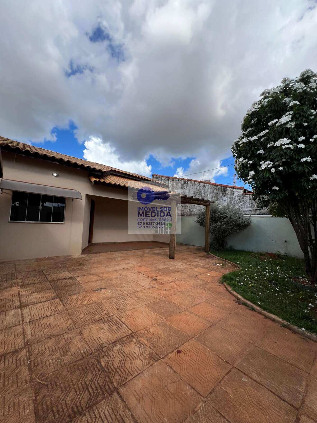 Casa à venda com 3 quartos, 130m² - Jardim Itatiaia,Campo Grande