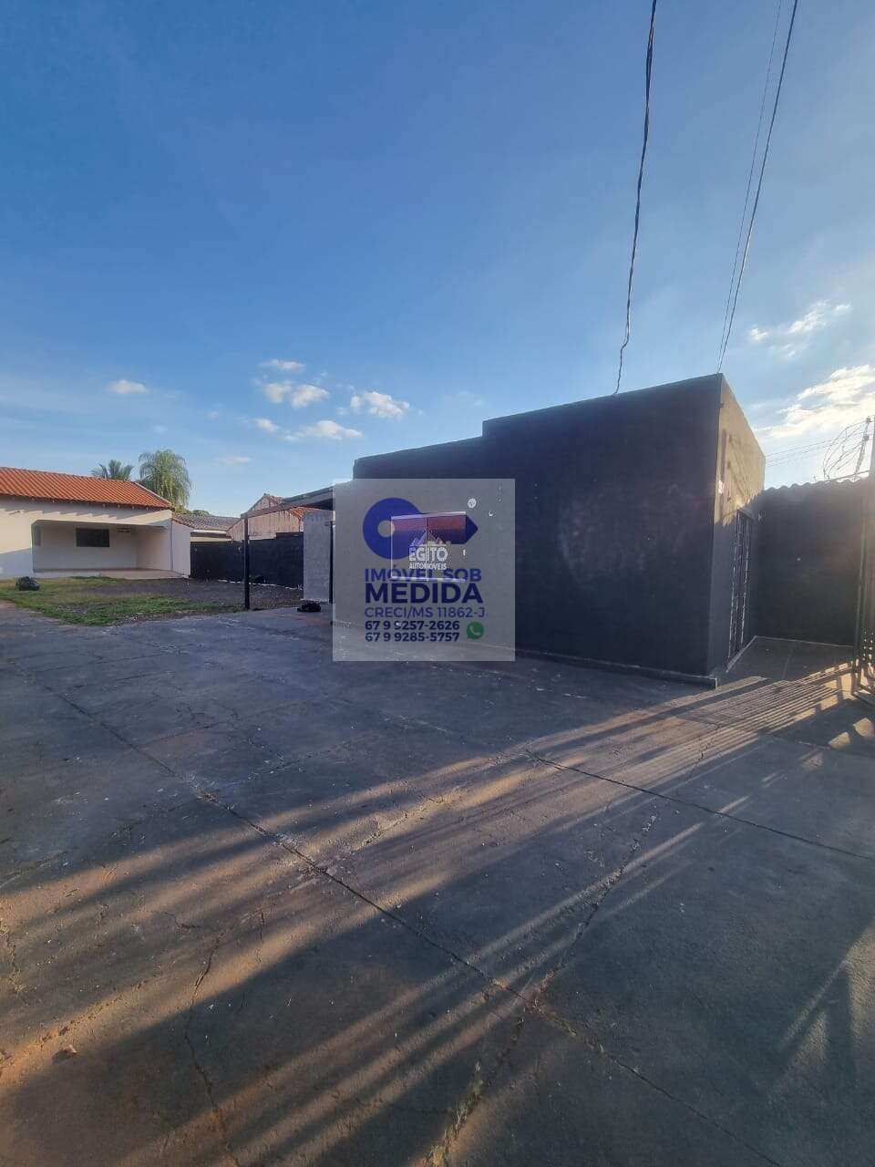 Casa à venda com 4 quartos - Monte Castelo,Campo Grande